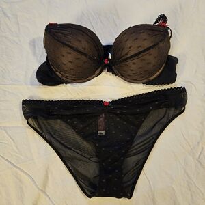 Adore Me Bra Sets 38B/XL